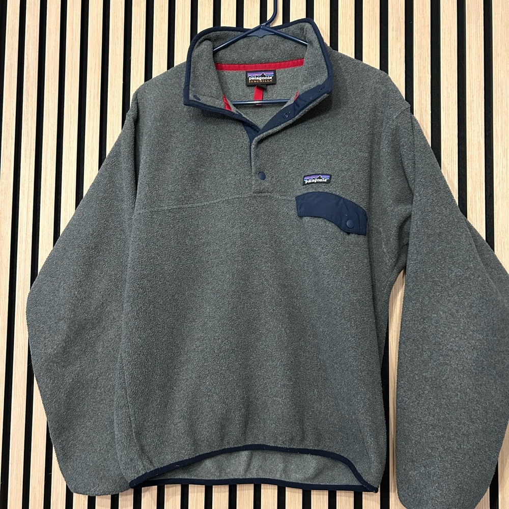 Patagonia pullover